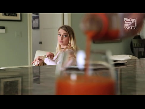 ❤️ විශාල තන පුඩු සහ තද පුකේ ඇති උණුසුම් ගැහැණු ළමයා පරාජිතයාගෙන් කුකුළා ලබා ගනී, නමුත් ඉතා අපහසු වේ ගුද අශ්ලීල si.pornado-co.ru ☑